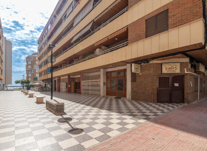 Reventa - Apartamento/Piso -
Torrevieja - Playa del Acequion