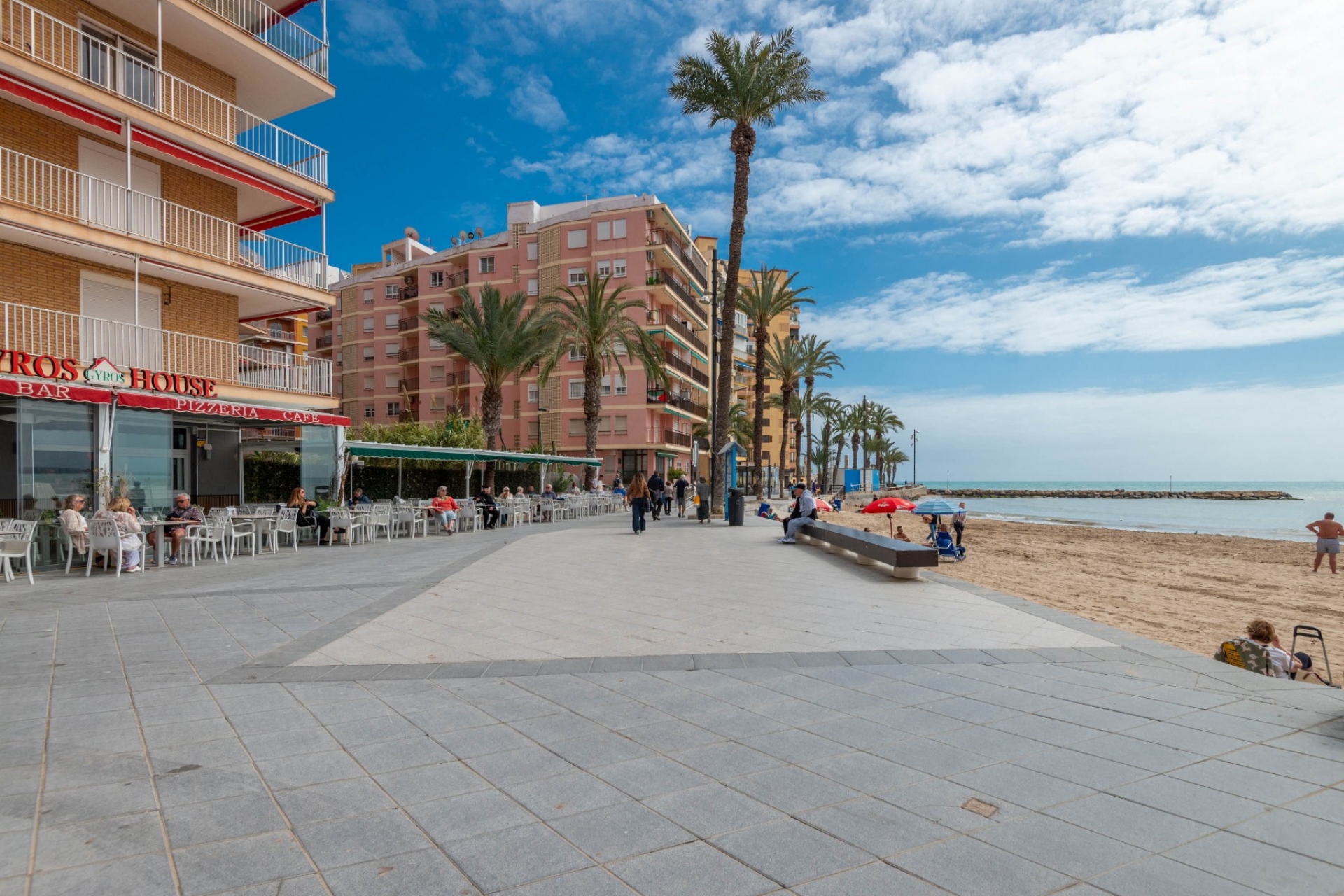 Reventa - Apartamento/Piso -
Torrevieja - Playa los Locos