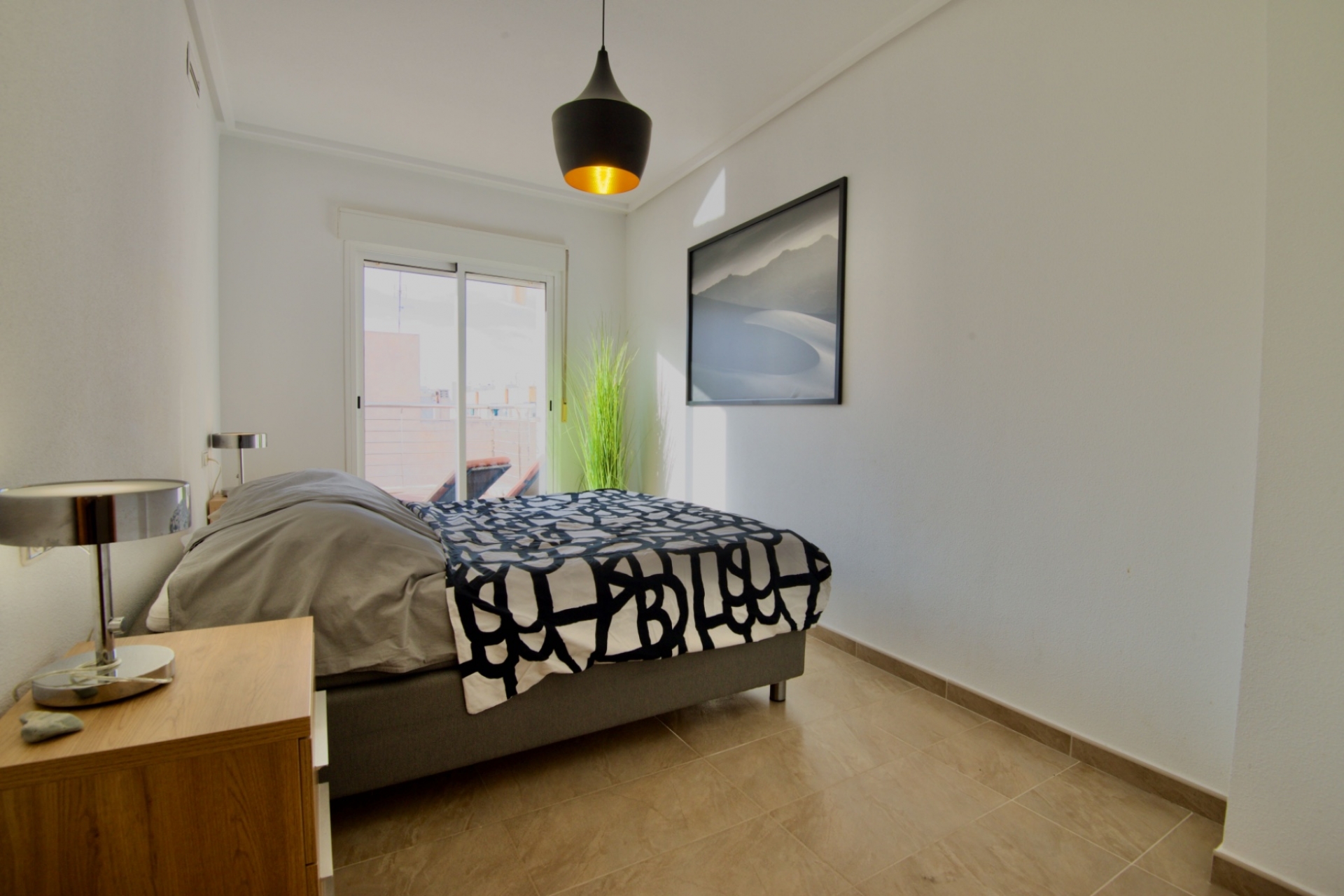 Reventa - Atico -
Torrevieja - Centro