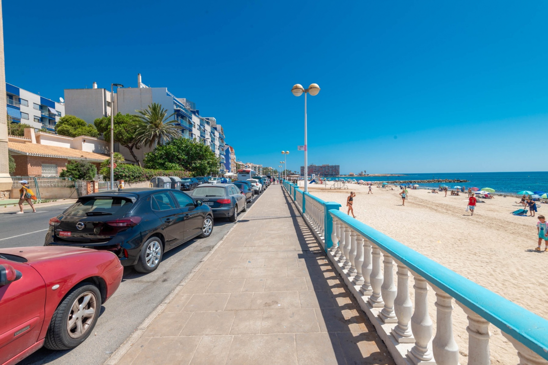 Revente - Apartment -
Torrevieja - Playa de los Locos