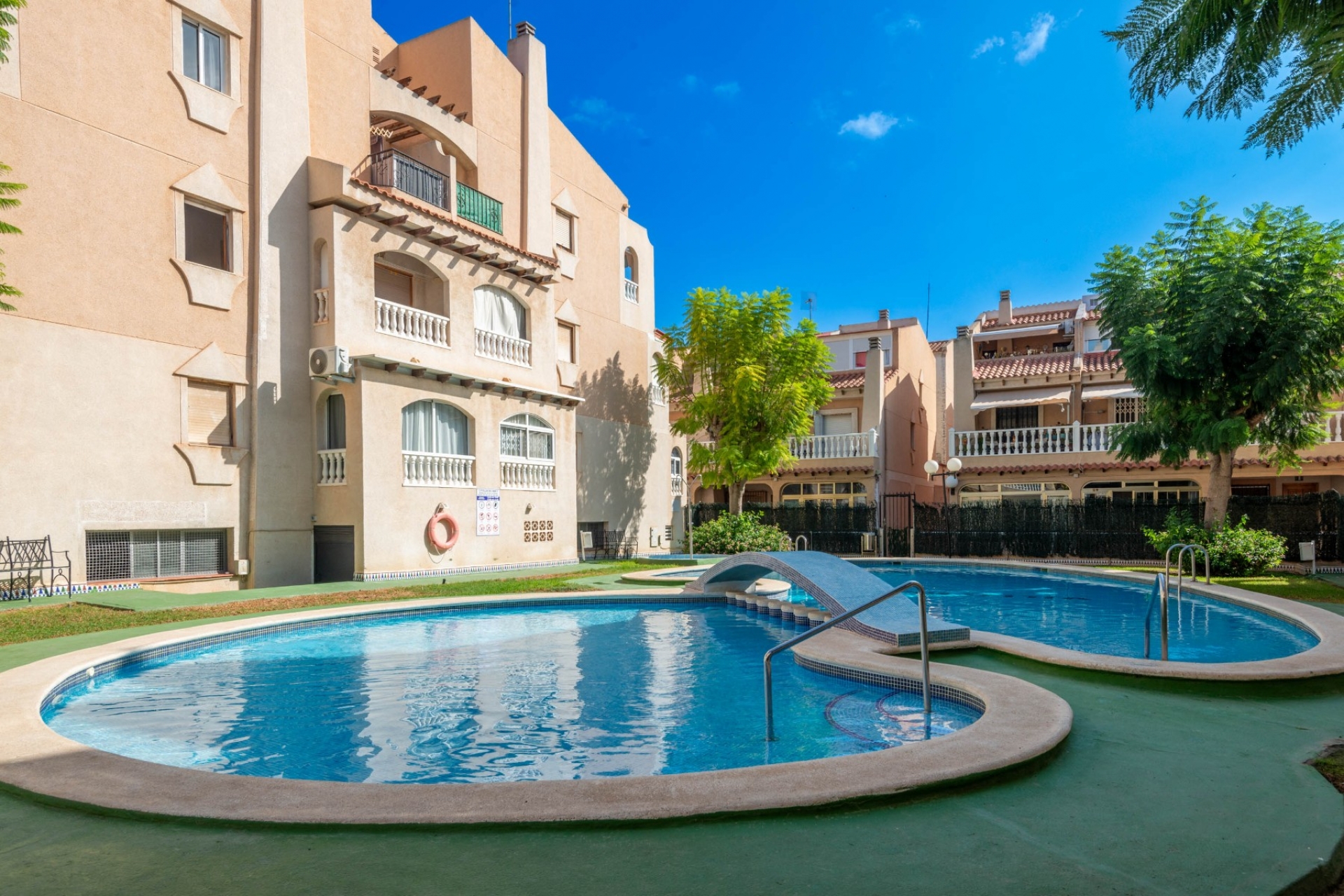 Revente - Apartment -
Torrevieja - Playa del Cura