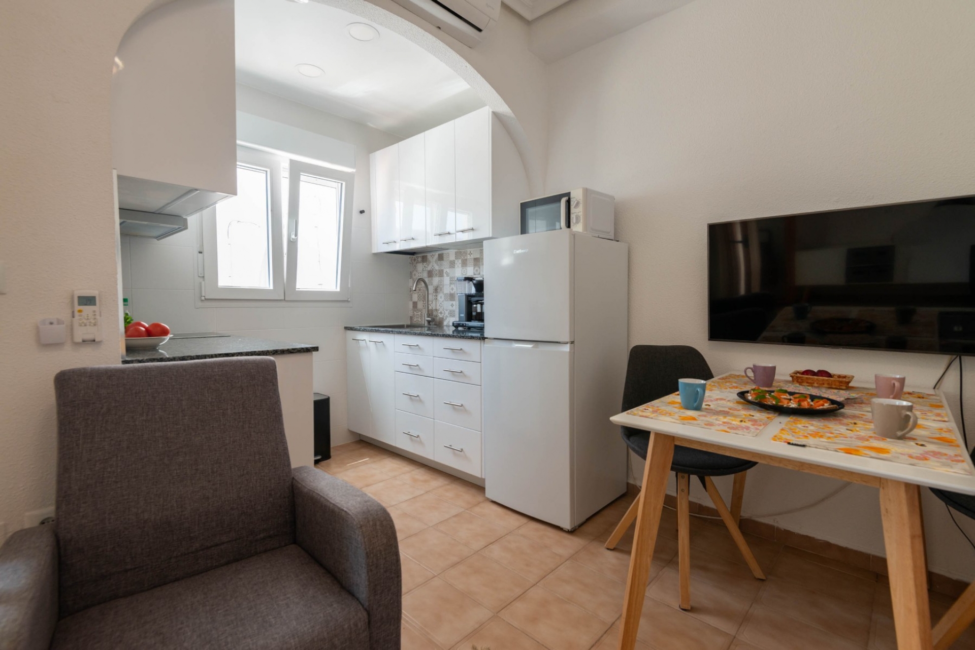 Revente - Appartement -
Torrevieja - Punta Prima, Torrevieja