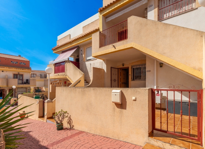 Revente - Bungalow -
Orihuela Costa - La Zenia