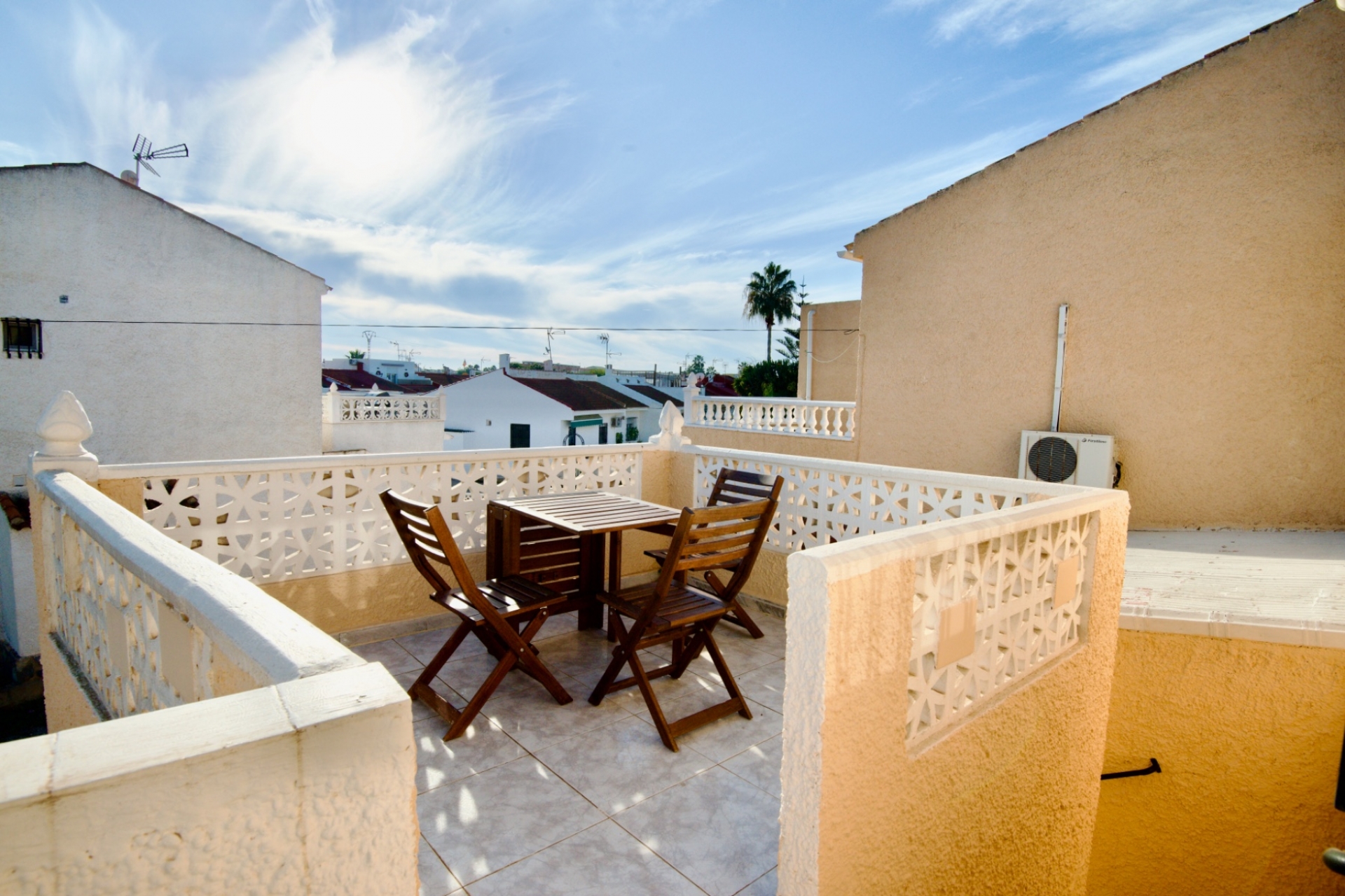 Revente - Bungalow -
Torrevieja - Torreta III