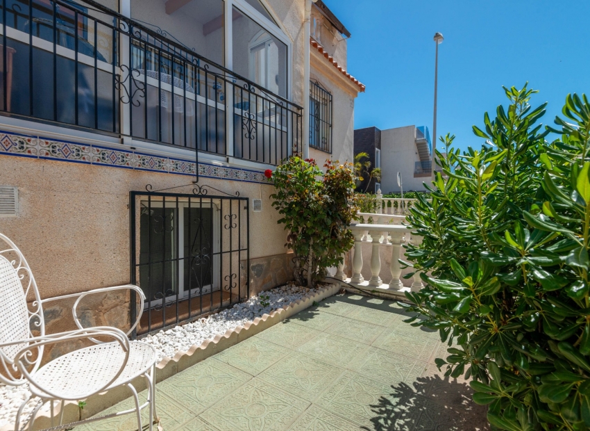 Revente - Quatro -
Torrevieja - Acequion