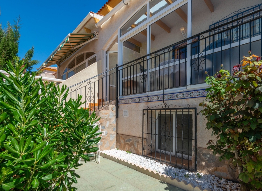 Revente - Quatro -
Torrevieja - Acequion
