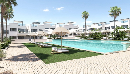Unterer Bungalow - Neue Gebäude - Torrevieja -
                Torrevieja