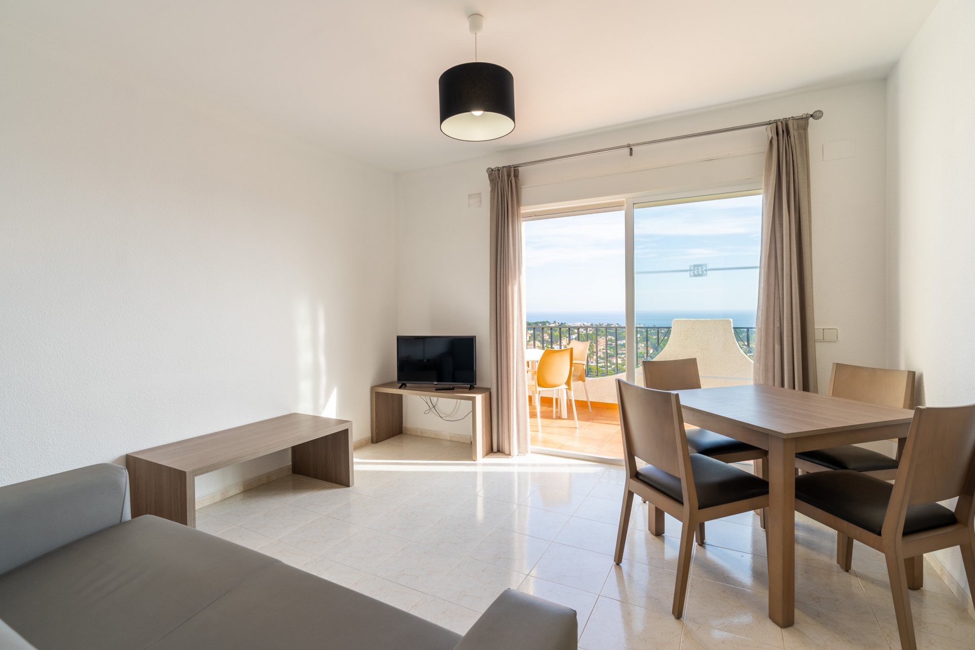 Uudet asunnot - Alakerran bungalow -
Calpe