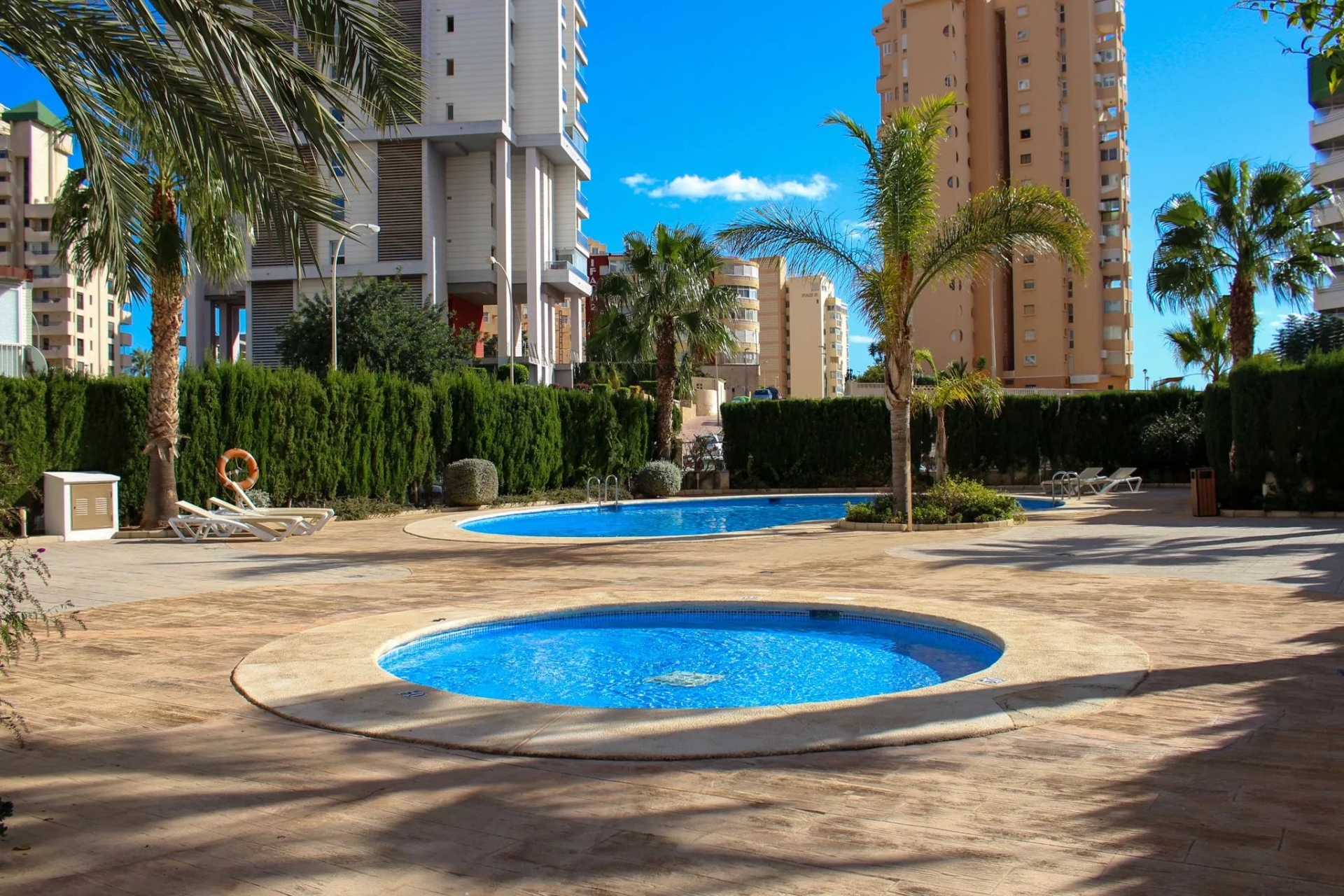 Uudet asunnot - Apartment -
Calp