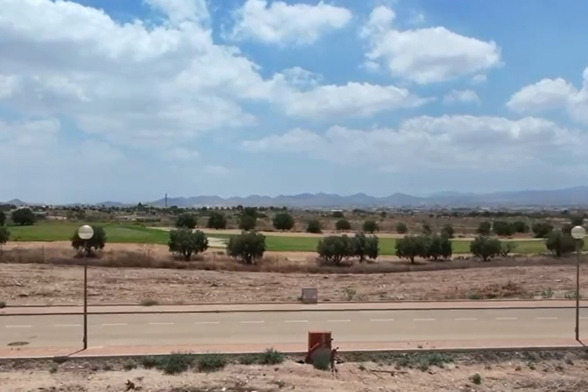 Uudet asunnot - detached -
Hacienda del Alamo Golf