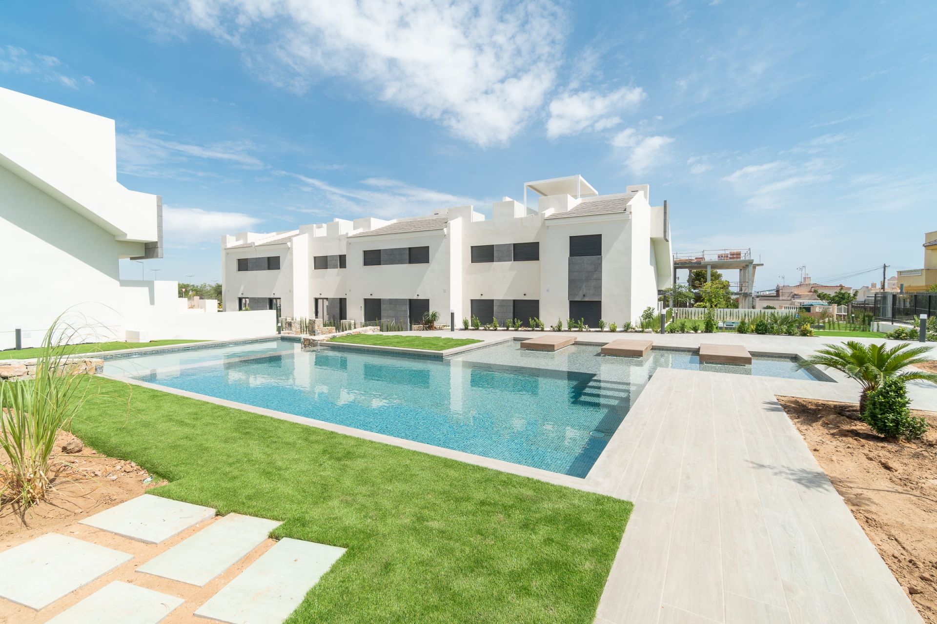 Uudet asunnot - high-bungalow -
Torrevieja