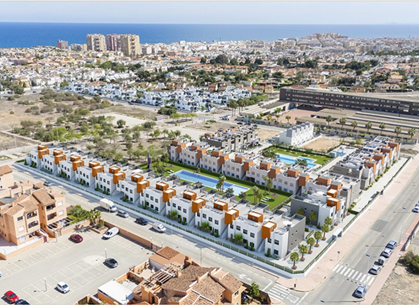 Uudet asunnot - Kattohuoneisto -
Torrevieja
