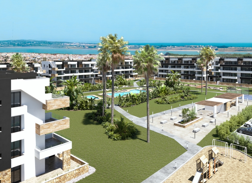 Uudet asunnot - Kattohuoneisto -
Torrevieja