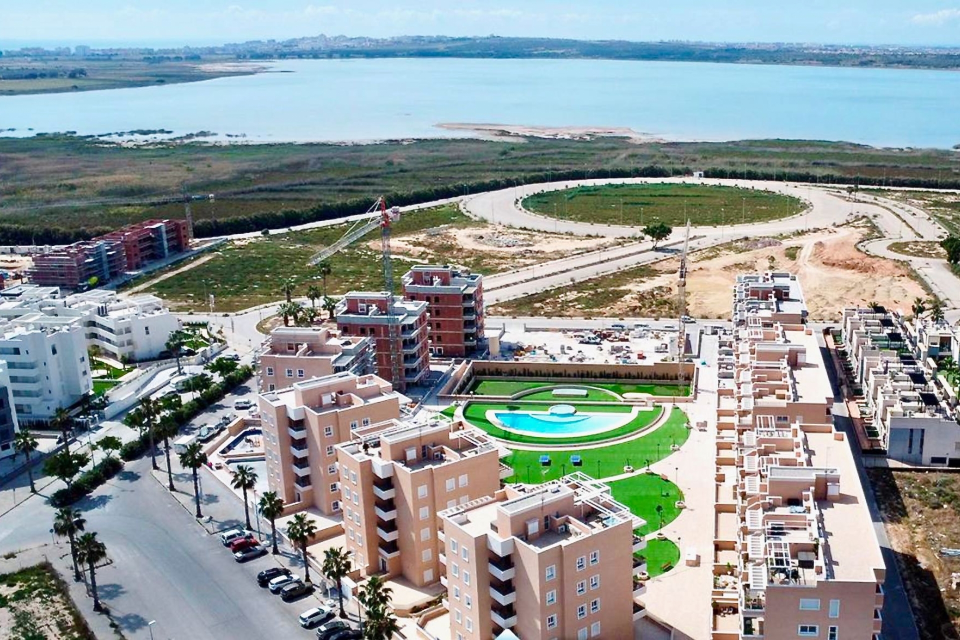 Uudet asunnot - Kerrostalo -
Guardamar - El Raso