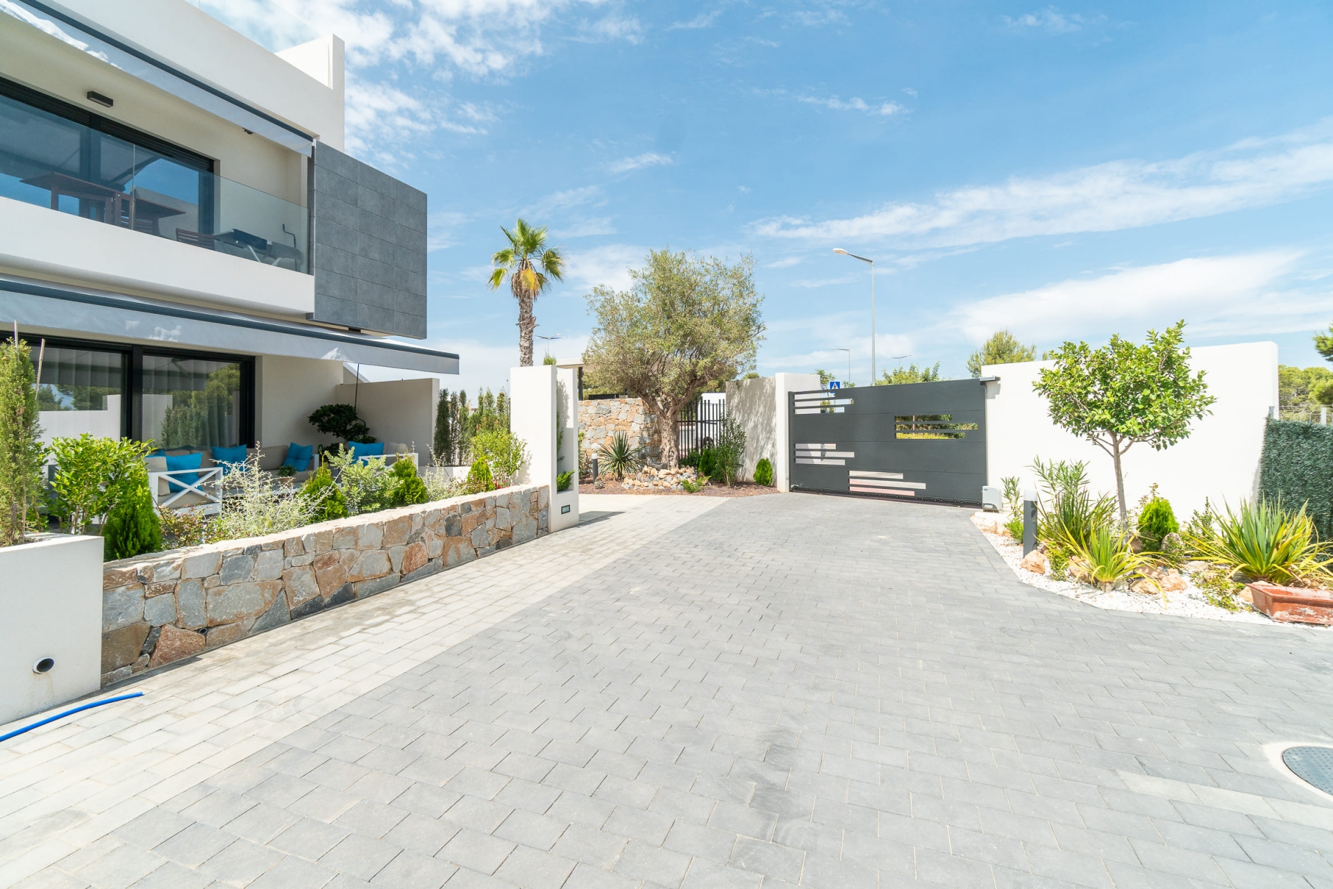 Uudet asunnot - low-bungalow -
Torrevieja