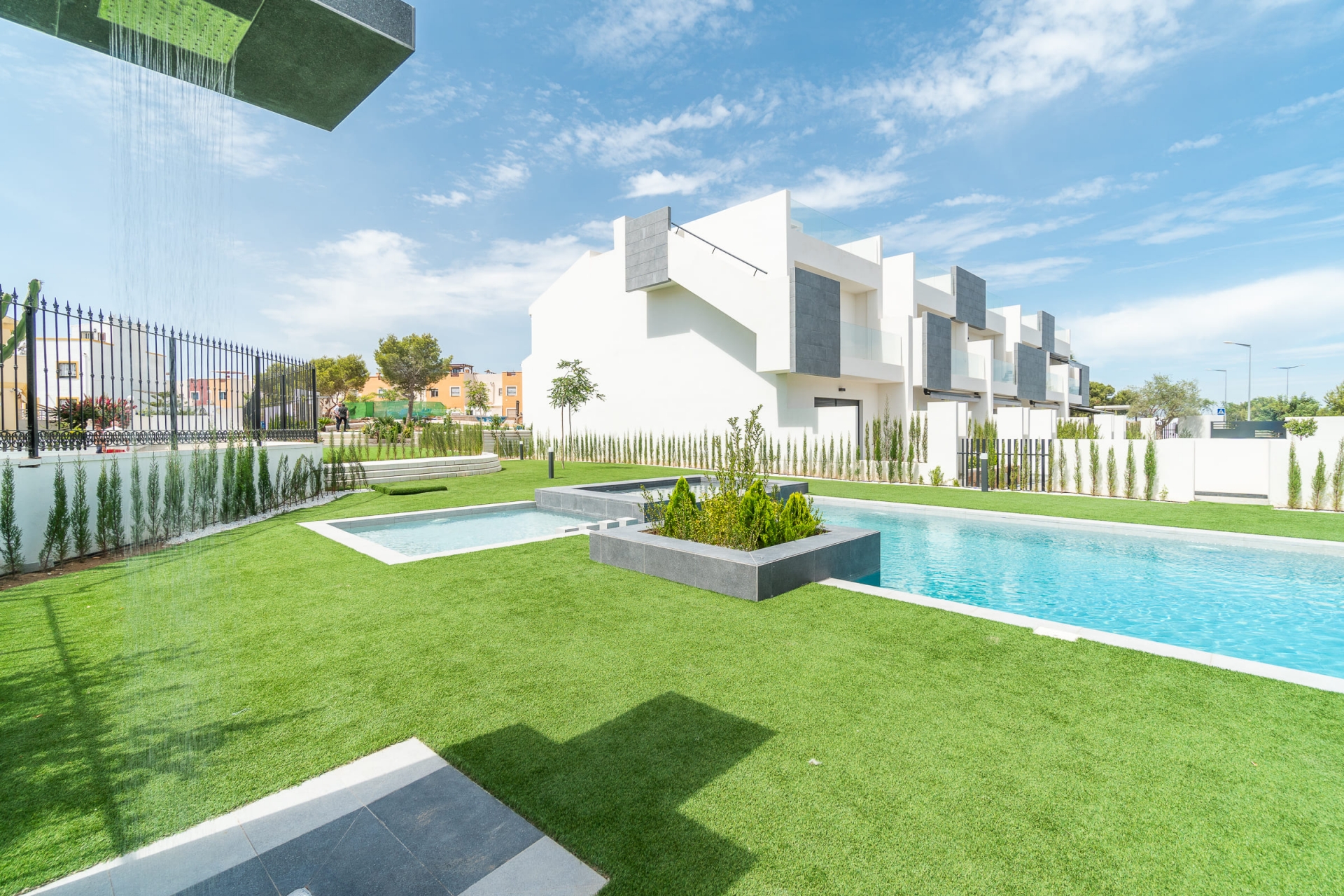 Uudet asunnot - low-bungalow -
Torrevieja
