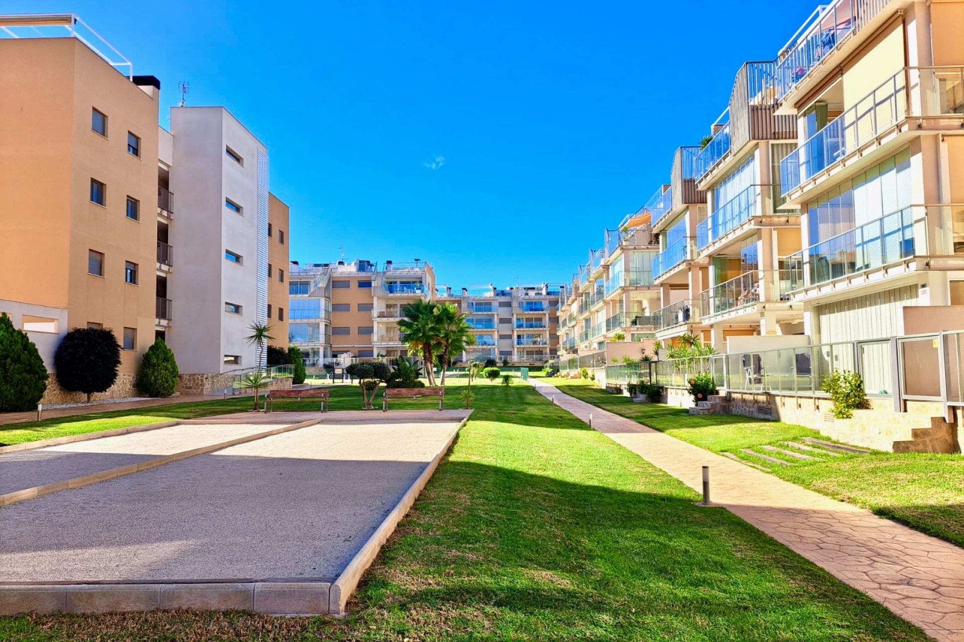 Wiederverkauf - Apartment -
Orihuela Costa - Villamartín