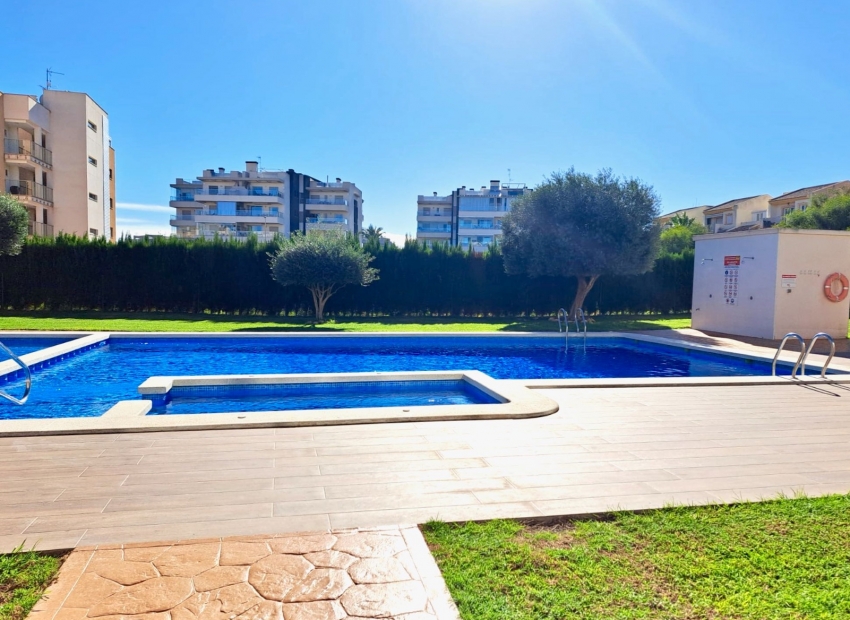 Wiederverkauf - Apartment -
Orihuela Costa - Villamartín