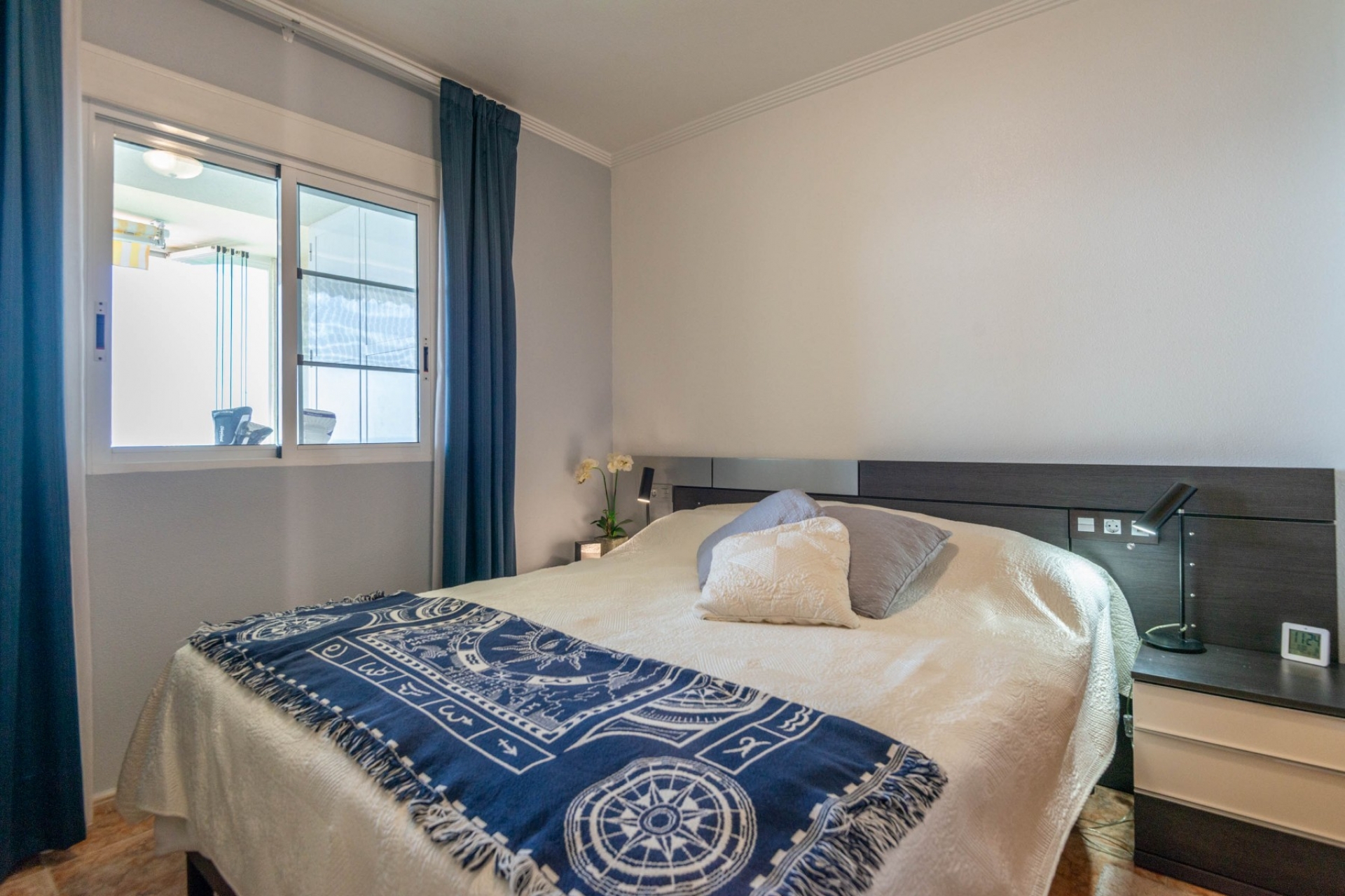 Wiederverkauf - Apartment -
Torrevieja - Playa de los Locos