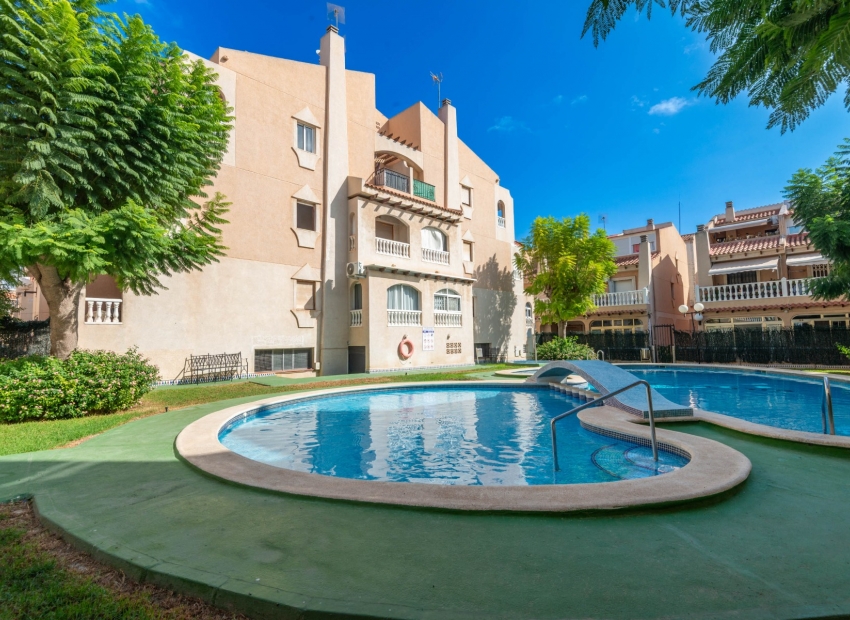 Wiederverkauf - Apartment -
Torrevieja - Playa del Cura