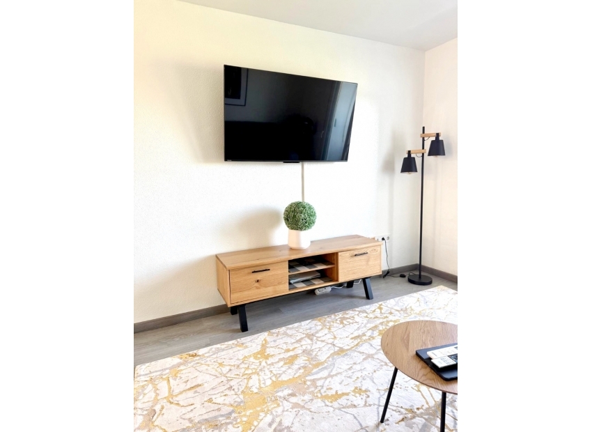 Wiederverkauf - Apartment -
Torrevieja - Punta Prima, Torrevieja