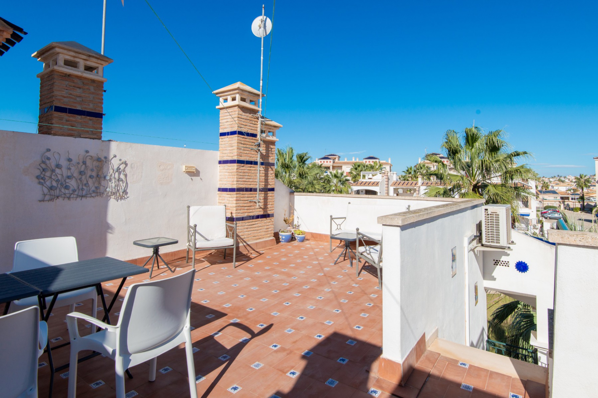 Wiederverkauf - Bungalow -
Orihuela Costa - La Florida