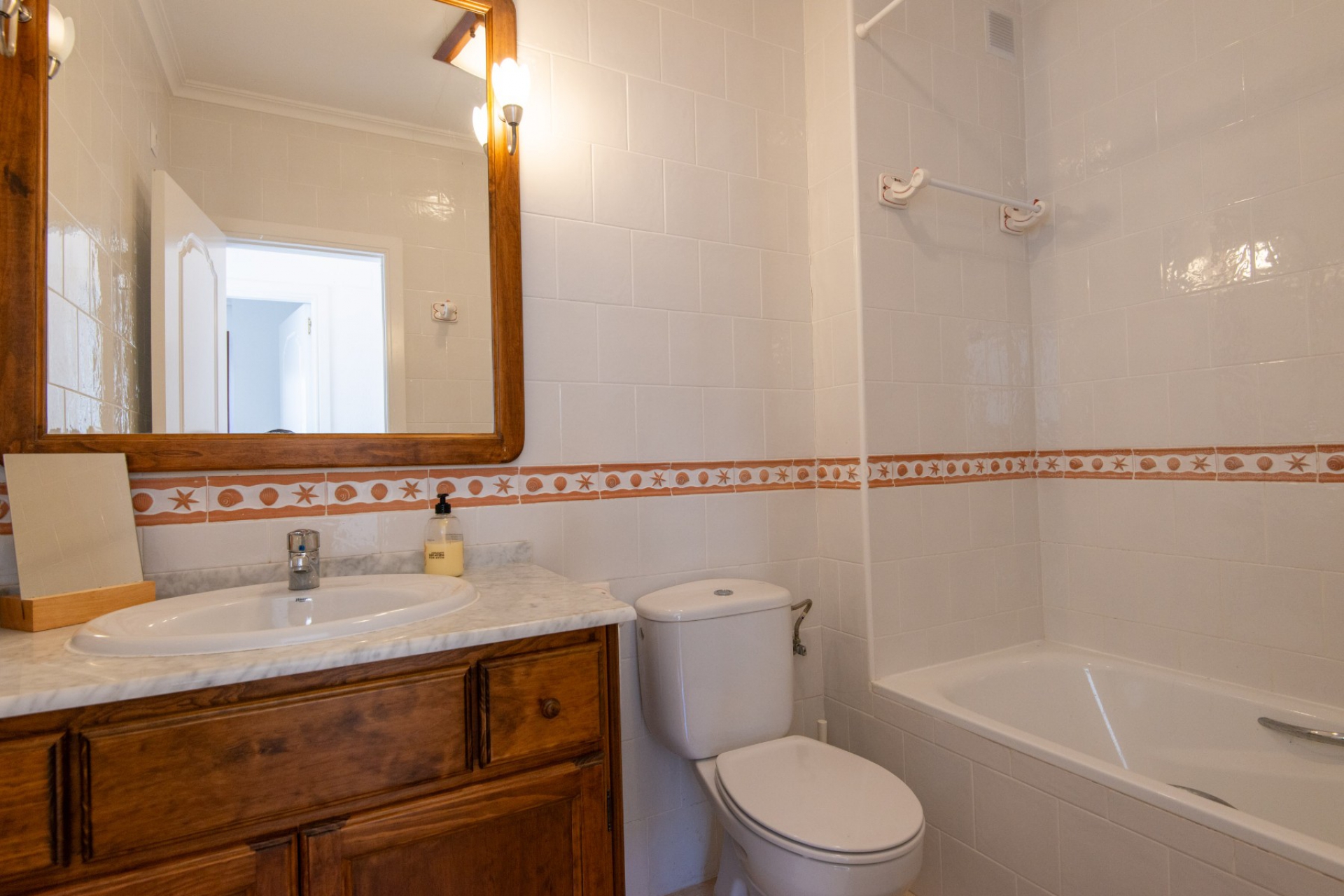 Wiederverkauf - Bungalow -
Orihuela Costa - La Florida