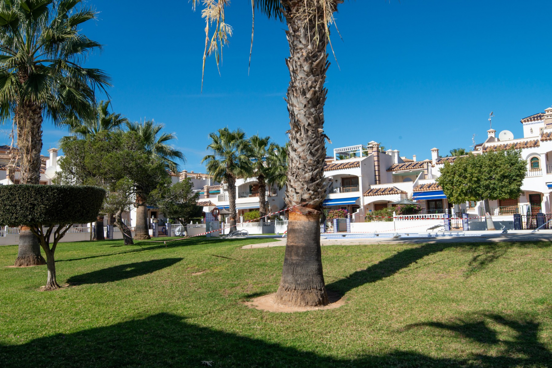 Wiederverkauf - Bungalow -
Orihuela Costa - La Florida