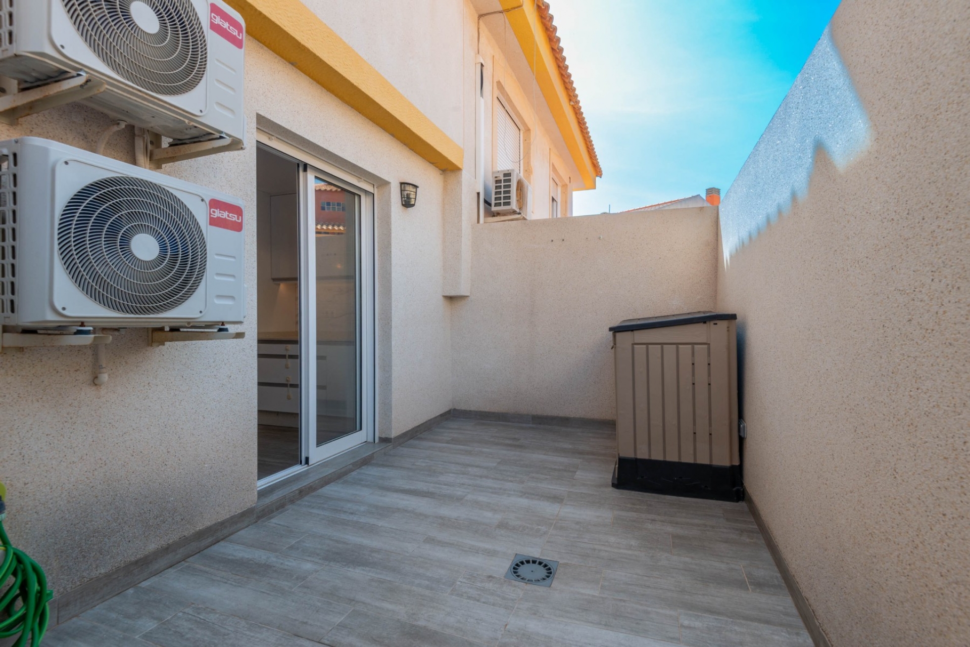 Wiederverkauf - Bungalow -
Orihuela Costa - La Zenia