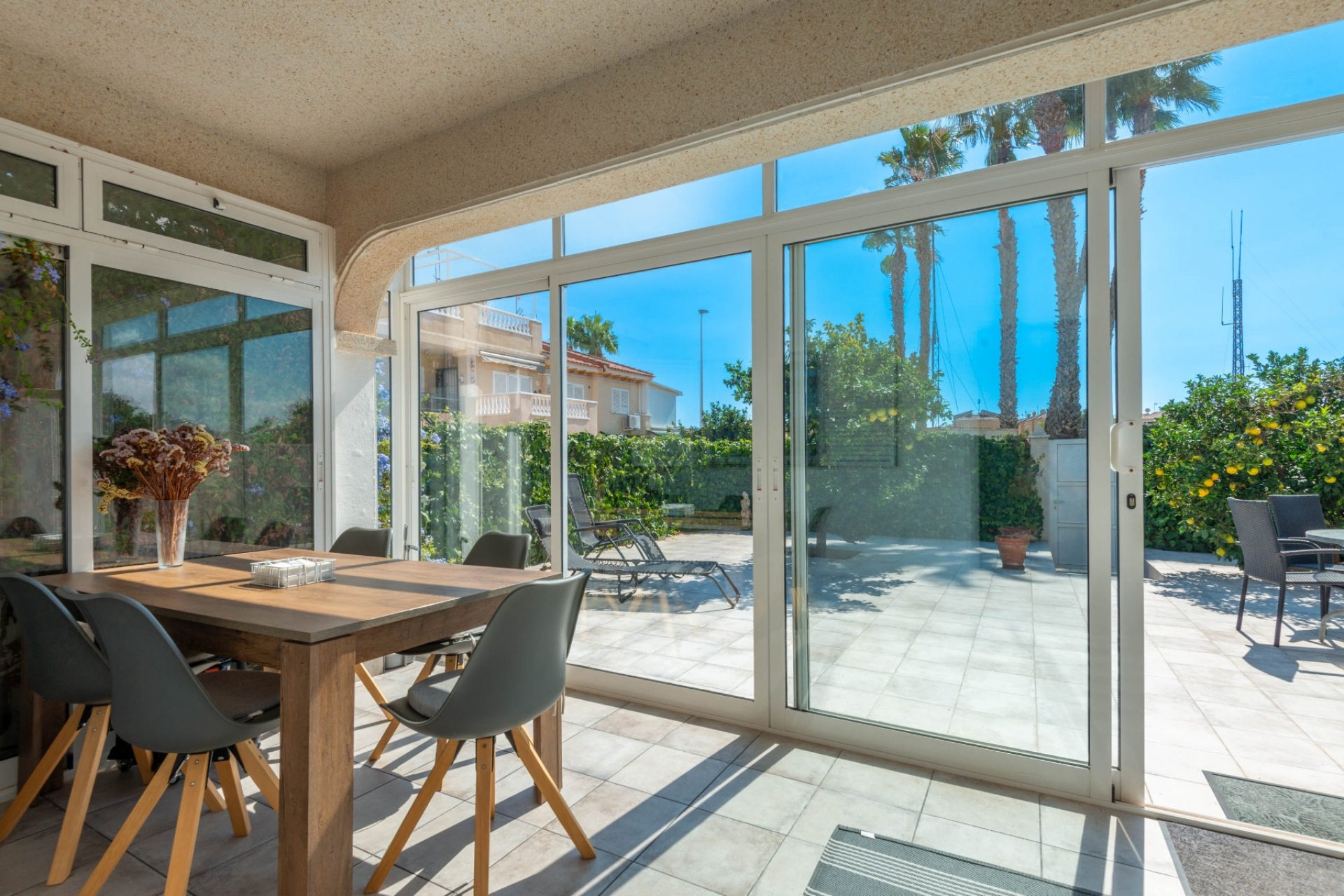 Wiederverkauf - Bungalow -
Orihuela Costa - Punta Prima, Orihuela Costa