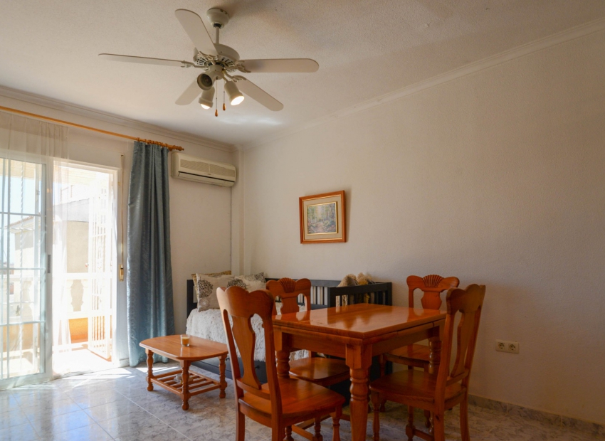 Wiederverkauf - Bungalow -
Torrevieja - Aguas Nuevas