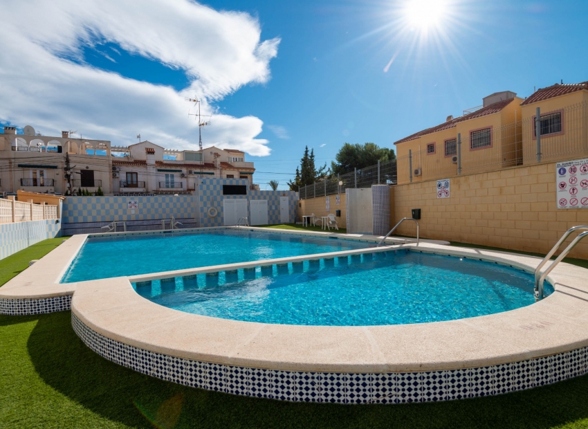 Wiederverkauf - Bungalow -
Torrevieja - El Chaparral