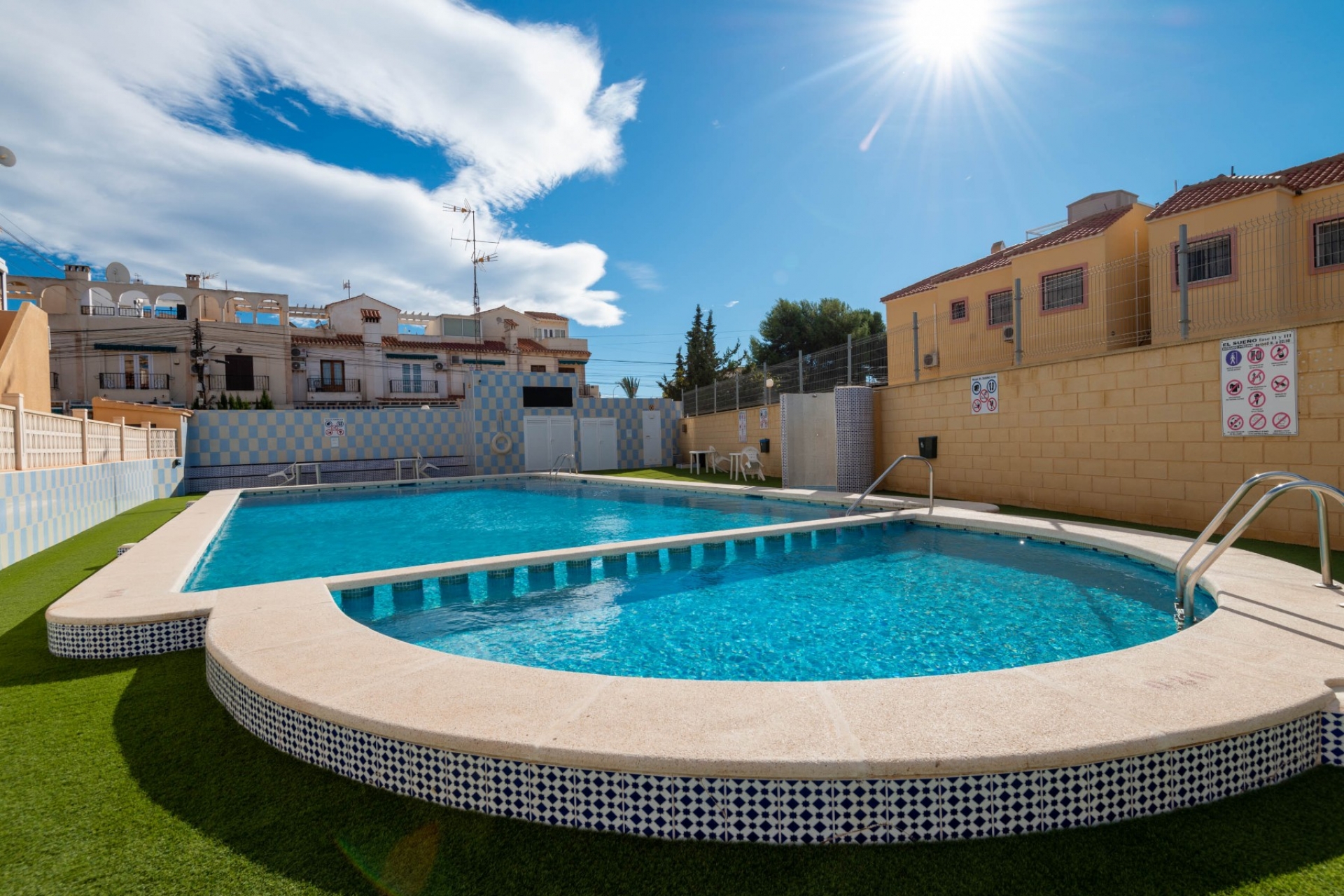 Wiederverkauf - Bungalow -
Torrevieja - El Chaparral