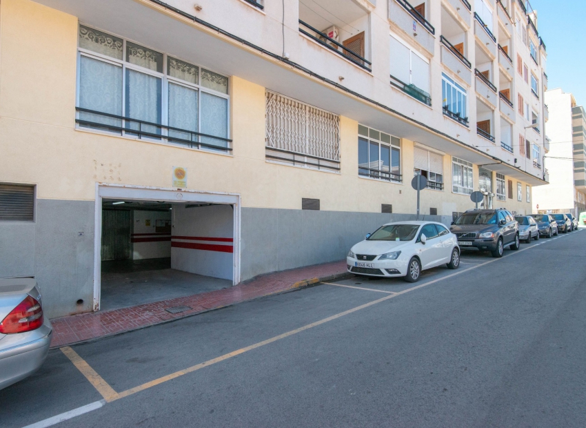 Wiederverkauf - Garage -
Torrevieja - Calas Blancas