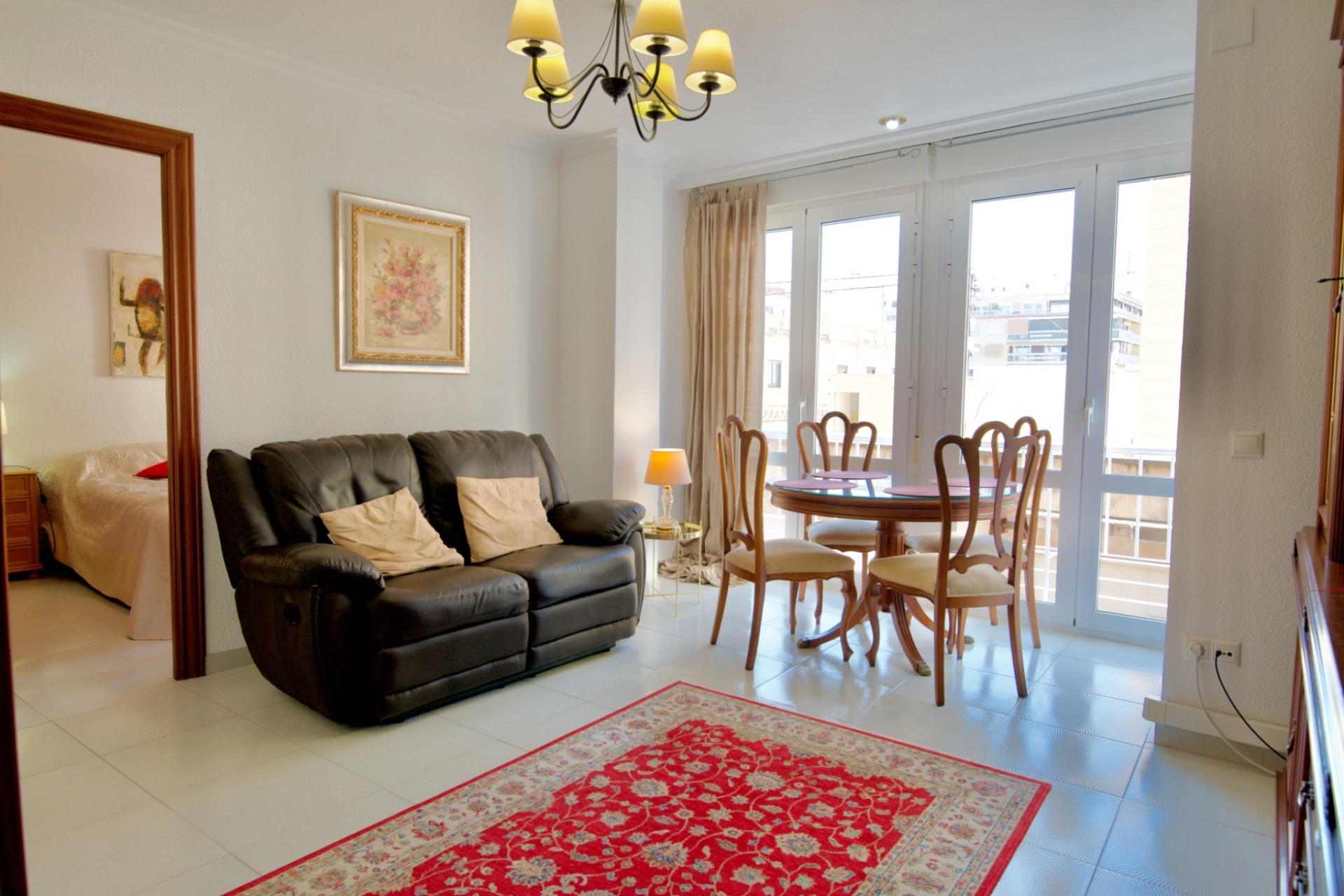 Wiederverkauf - Wohnung -
Alicante - Alicante - Center