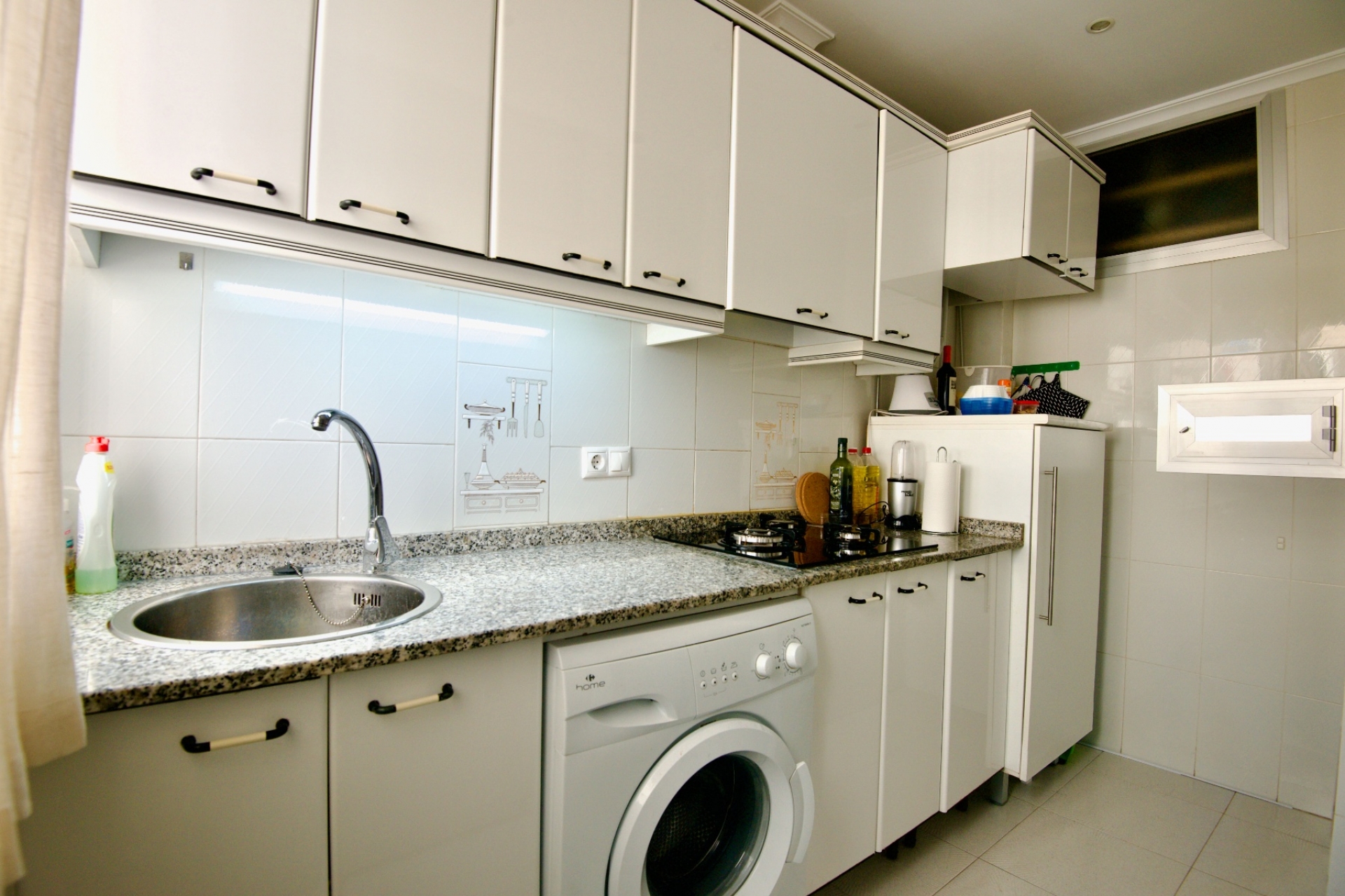 Wiederverkauf - Wohnung -
Alicante - Alicante - Center