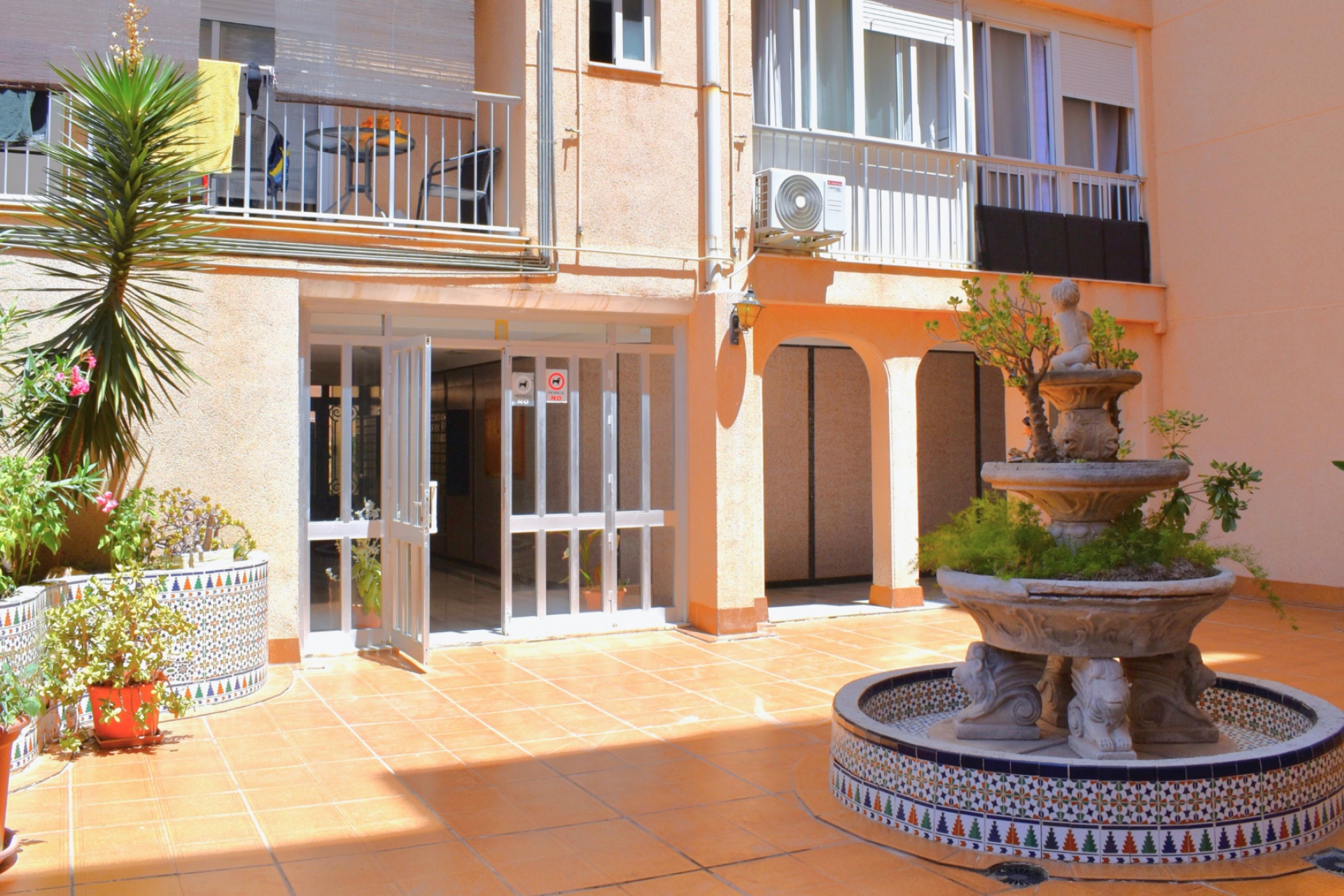 Wiederverkauf - Wohnung -
Torrevieja - Habaneras