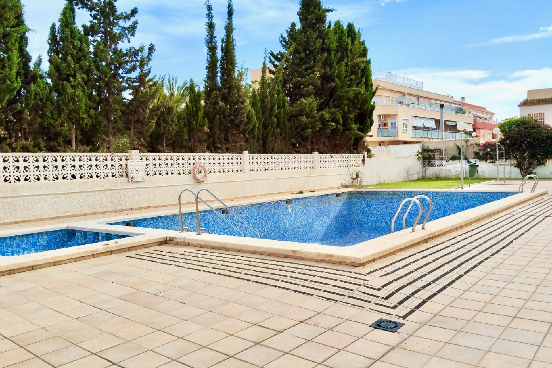 Wiederverkauf - Wohnung -
Torrevieja - Nueva Torrevieja