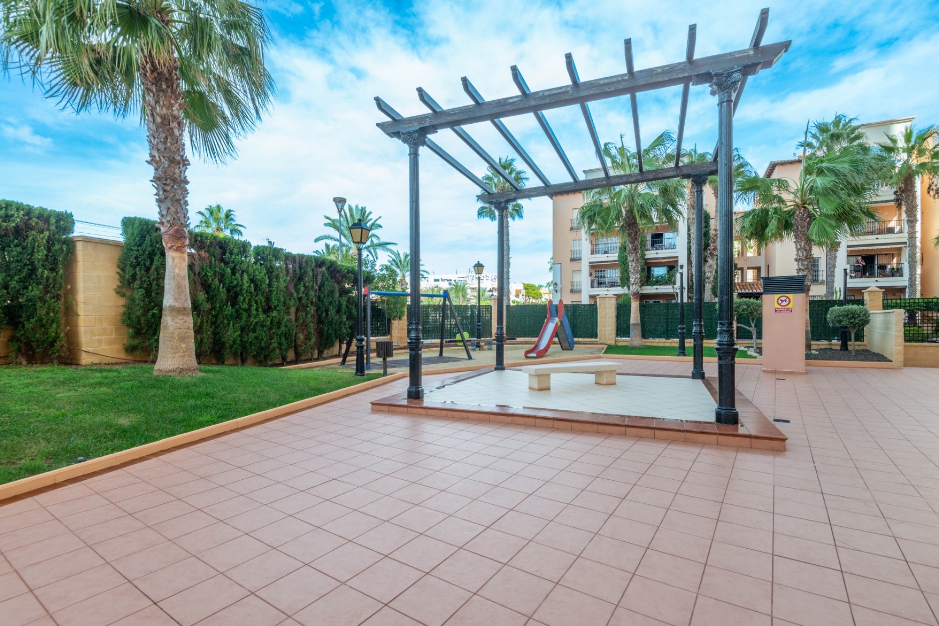 Wiederverkauf - Wohnung -
Torrevieja - Playa de los Locos