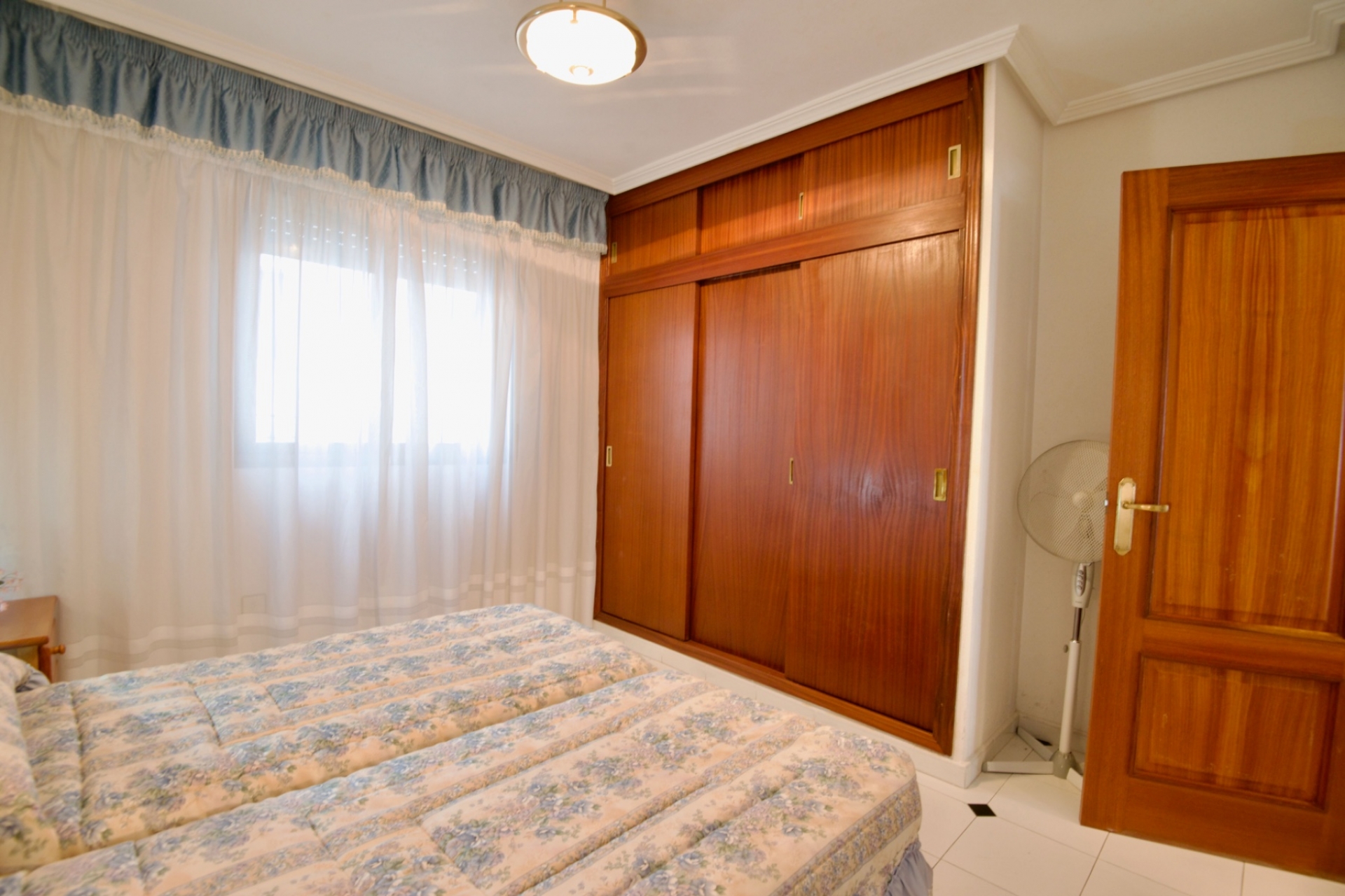 Wiederverkauf - Wohnung -
Torrevieja - Playa de los Locos