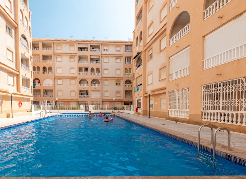 Wiederverkauf - Wohnung -
Torrevieja - Playa del Cura