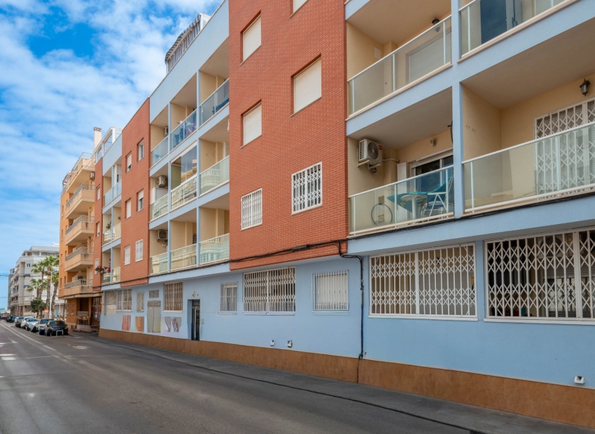 Wiederverkauf - Wohnung -
Torrevieja - Playa los Locos